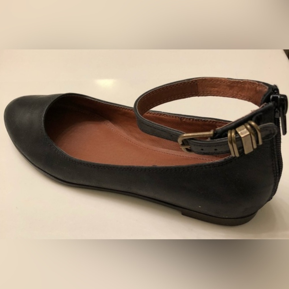 LUCKY BRAND Black Ankle-Strap Women's Flats.  8 1/2
